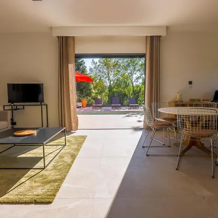 St Francois Heated Swimming Pool ,air Conditioning ,free Parking 度假居 卡尔卡松