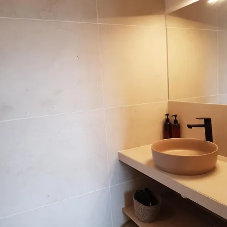 St Francois Heated Swimming Pool ,air Conditioning ,free Parking 度假居