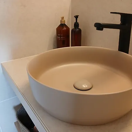 St Francois Heated Swimming Pool ,air Conditioning ,free Parking 度假居 卡尔卡松